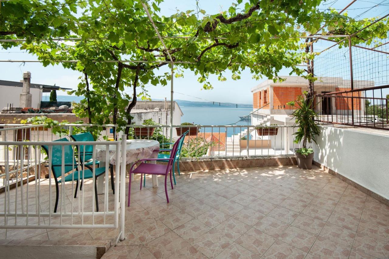 Apartments Antonija 奥米什 外观 照片
